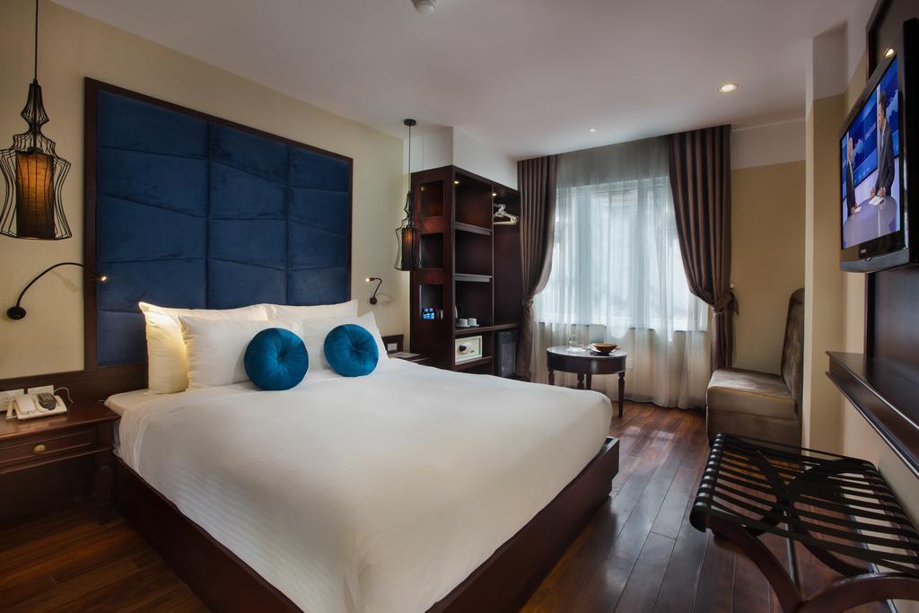 Ambassador Hanoi Hotel & Travel Exterior photo
